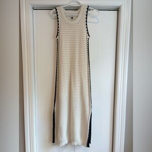 White and Black Sleeveless Knit Dress